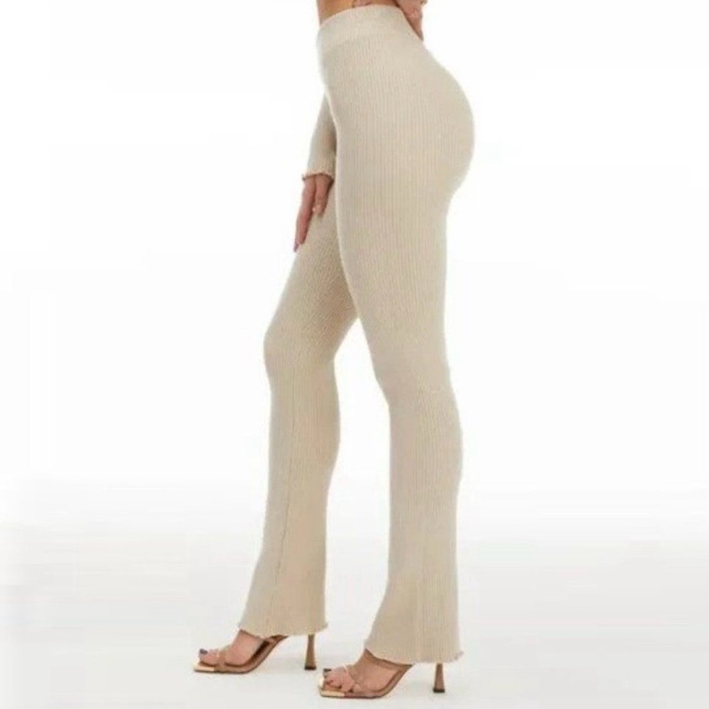 Good American L/XL Flared Beige Ribbed Pants w Elastic Waist and detailed hem - Picture 13 of 13